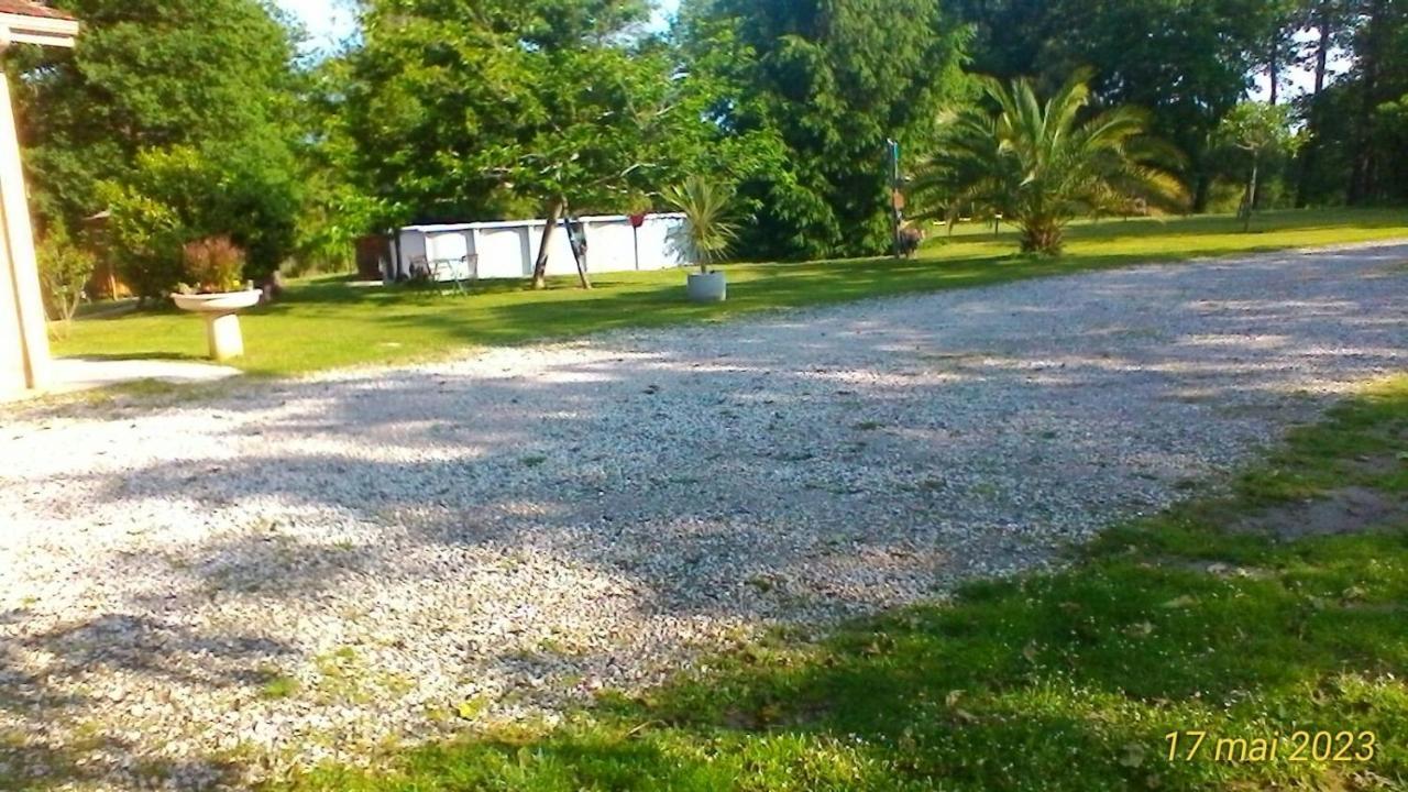 Le Clos Des Palombes Wifi Climatisation Saint-Pierre-du-Mont  Exterior photo